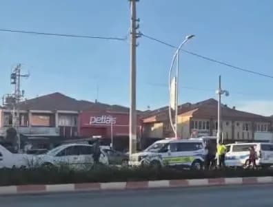 Burdur’da yolun karşısına geçmek isteyen yayaya otomobil çarptı.