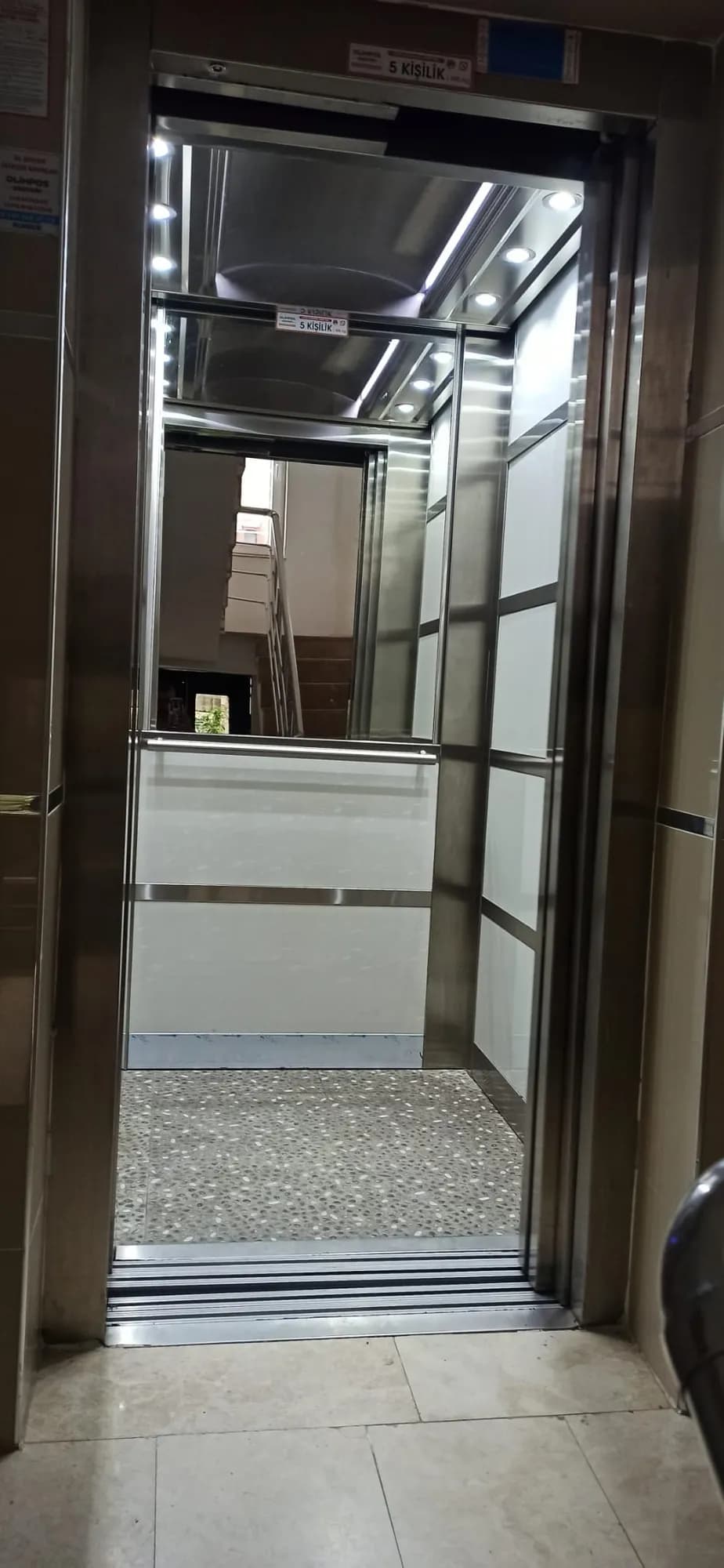 Bağlar Mahallesi Ofis Cadesinde 2+1 Satılık Daire (Atakent 8) - 3