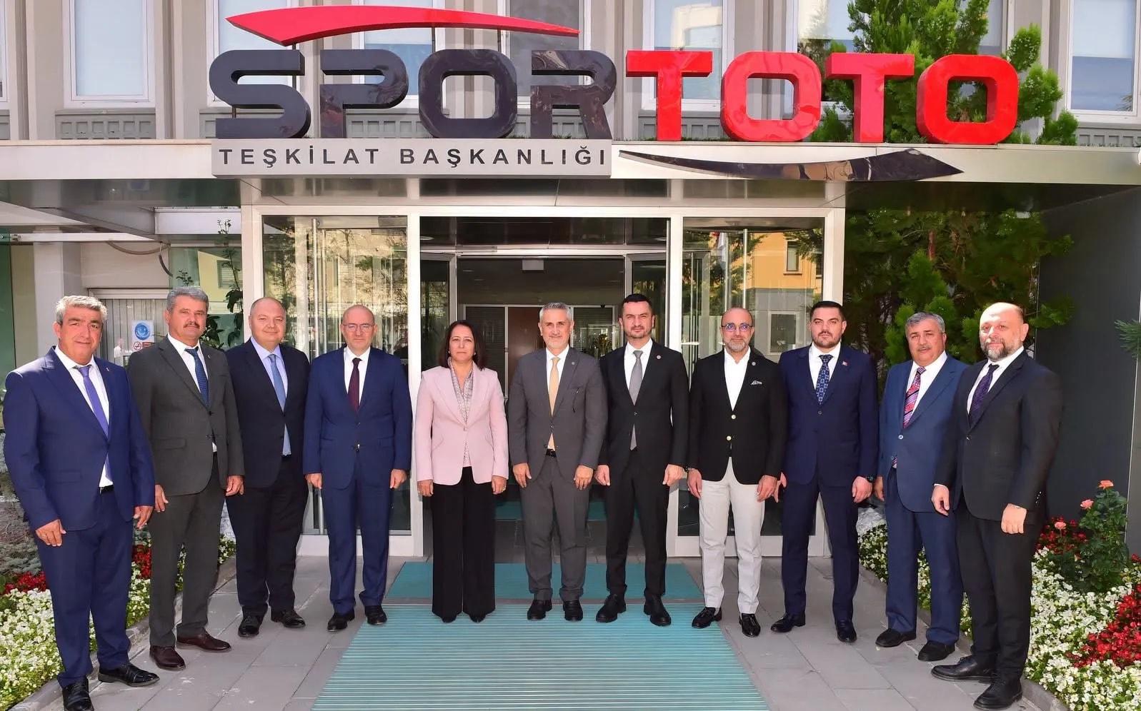 İlçe ve köylere yeni tesisler geliyor.