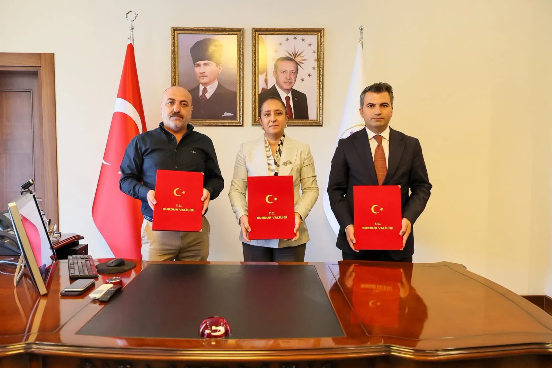Hayırsever iş insanı Gür'den Gölhisar’a Çocukların Geleceğine Dokunacak Yeni Kütüphane.