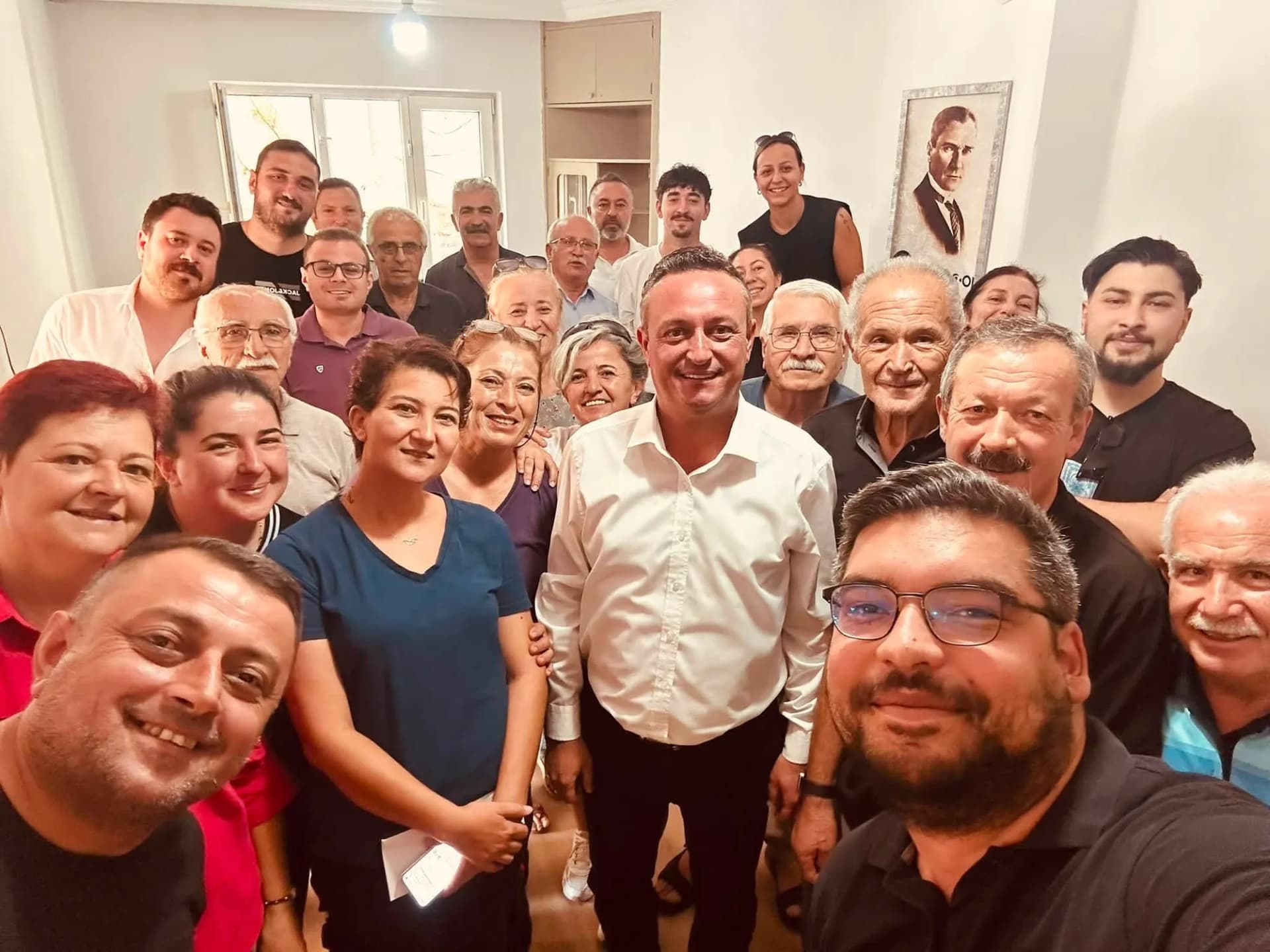 Barış Ayten yeniden YENİ Parti Burdur teşkilatının başında.