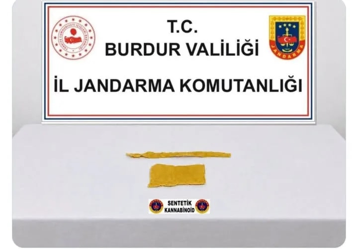 Bucak’ta uyuşturucu operasyonu: 239 kullanımlık Bonzai ele geçirildi.