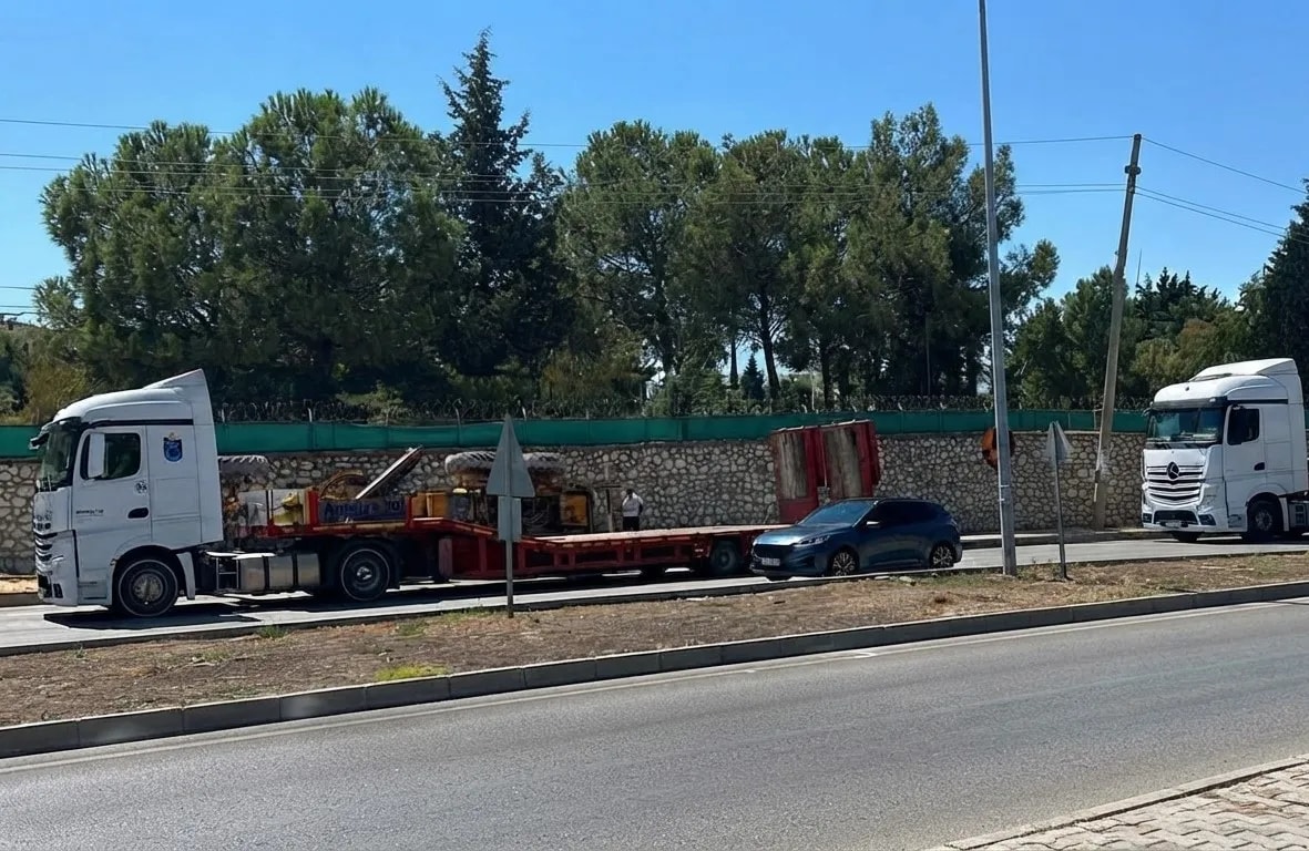 BURDUR’DA KAZAYI ÖNLEMEK İSTERKEN KEPÇE DEVRİLDİ!