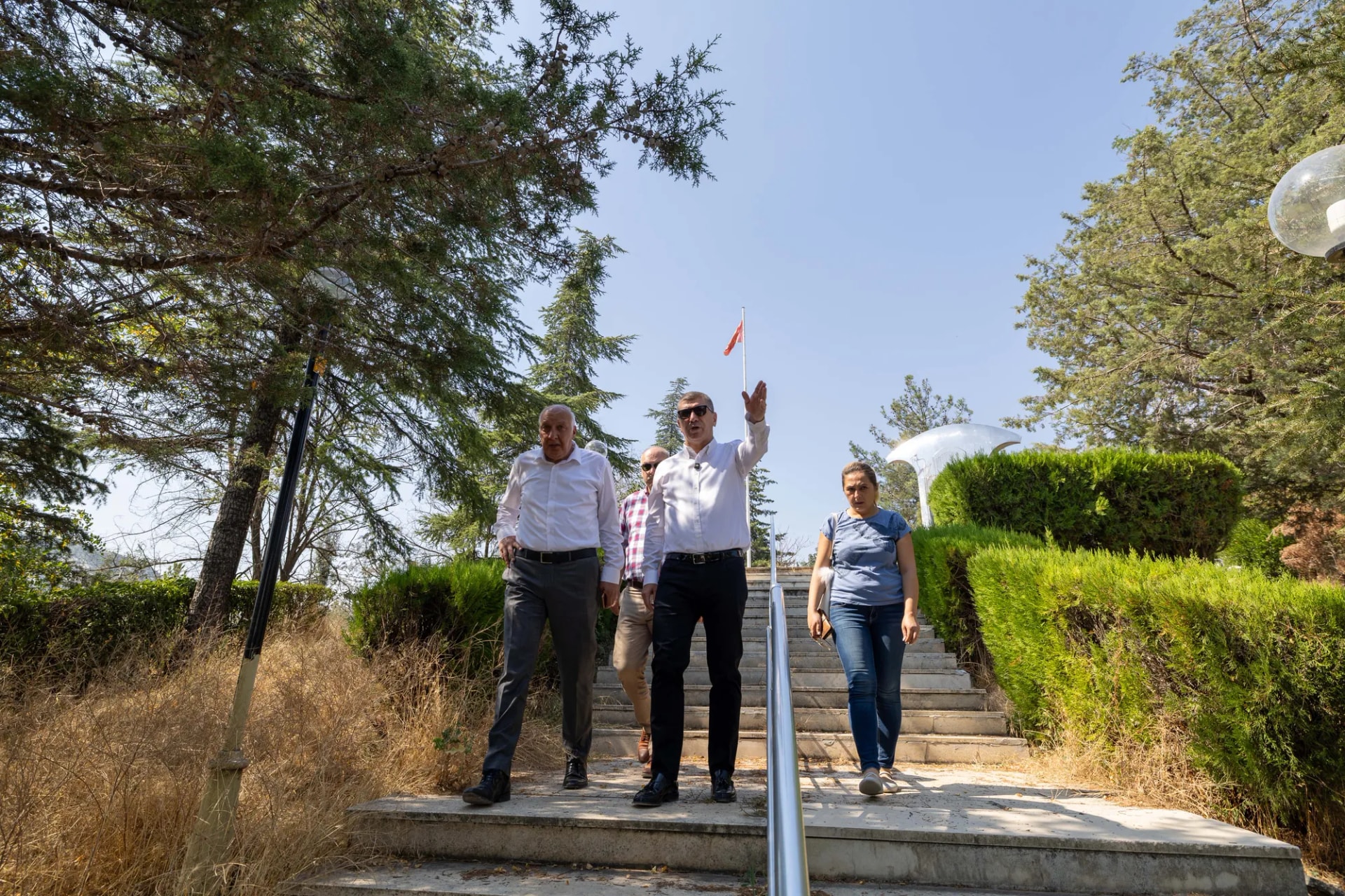 Burdur Yeşiltepe yeniden inşa ediliyor.